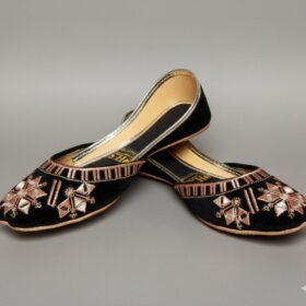 Women's PU Fancy Embroidered Khussa(mk)