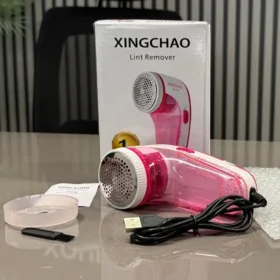 XINGCHAO Lint Remover AD-218 Pink White Portable Fabric Shaver USB Rechargeable with 3 Steel Blades