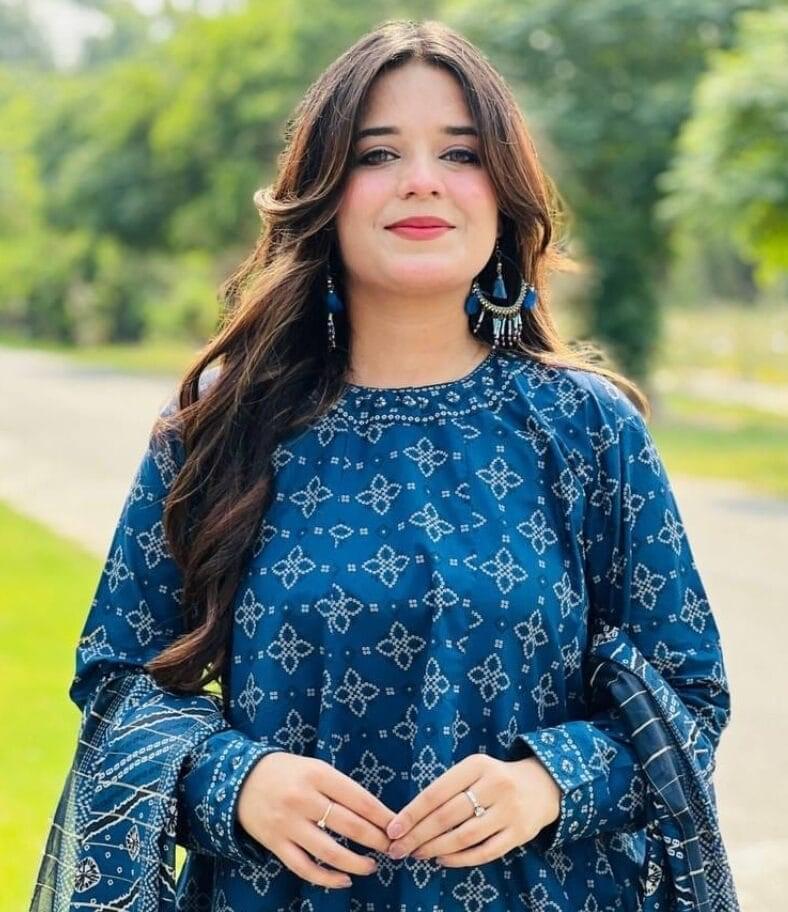 Uswa Zia 3 Piece Printed Swiss Lawn Suit – Blue (hc) - Image 1