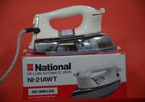 National Iron Supreme De-luxe Automatic Model No Ni-21awt(hc) - Image 1